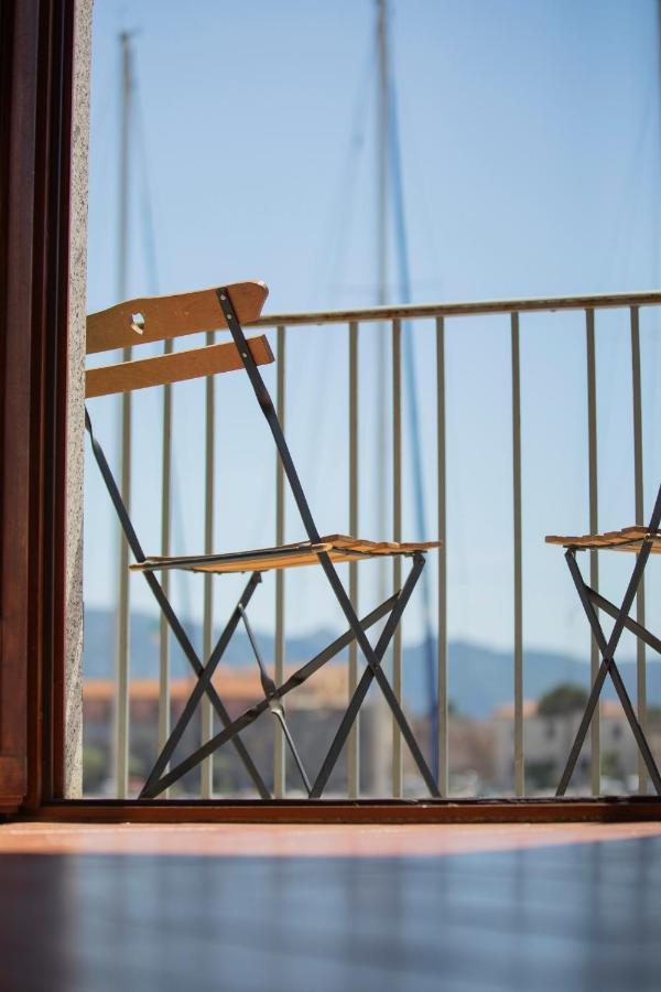 Helloelba Appartamento Lungomare Portoferraio Ngoại thất bức ảnh